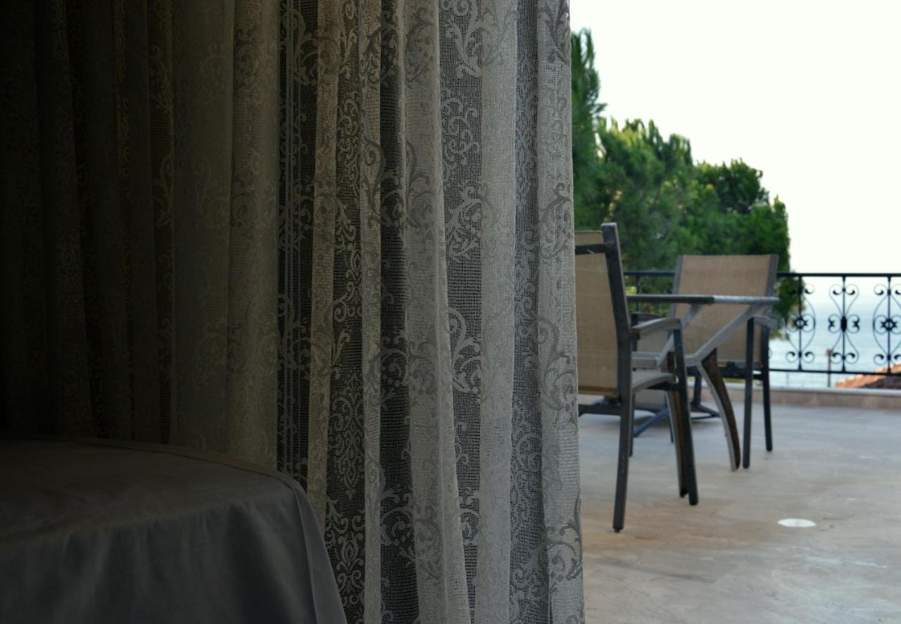 Ammos Luxury Suites Elia  Exterior foto